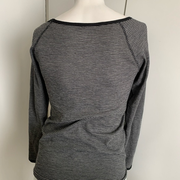 Athleta boat neck black/gray long sleeve striped T-shirt - Picture 4 of 5